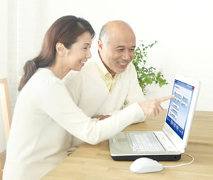 FMVらくらくパソコン利用シーン