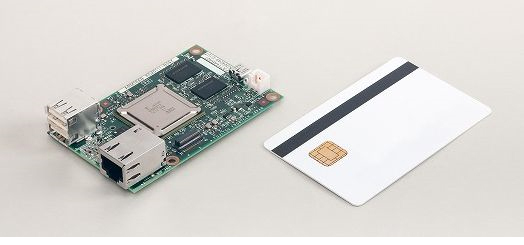 図2. ICカードサイズの装置サイズ