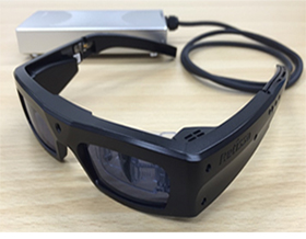 図1. 「網膜走査型レーザアイウェア」