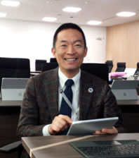 研修を受講する長谷部区長